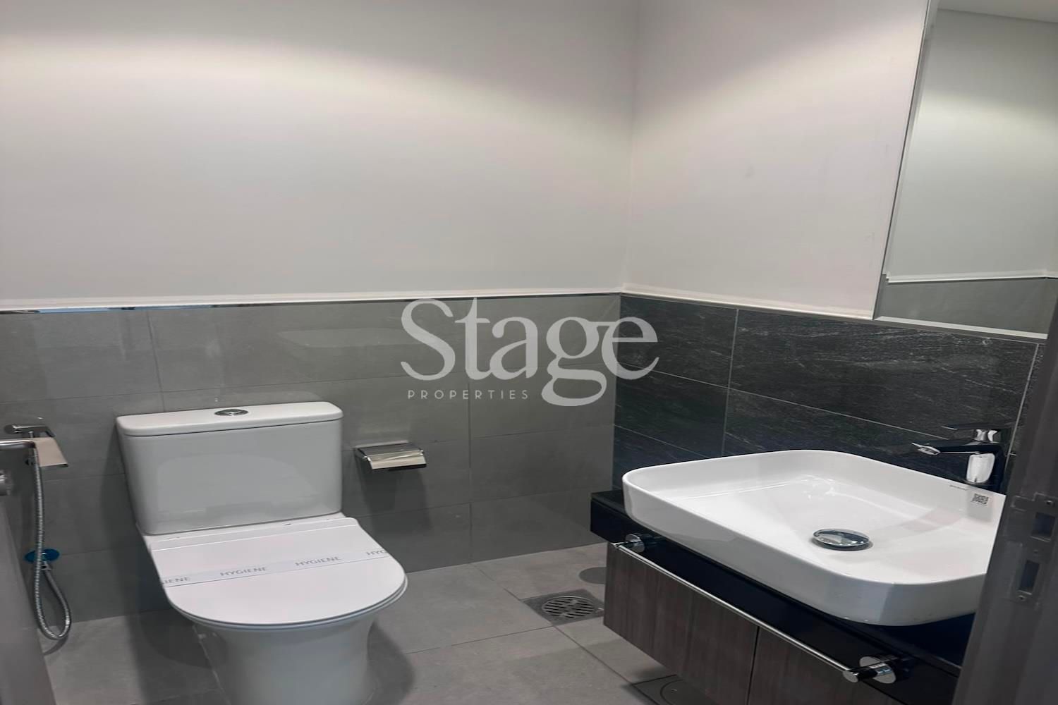 تاون هاوس من ٤ غرف نوم للإيجار في Damac Hills 2، Dubai TH9903L