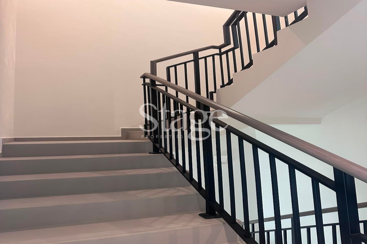 تاون هاوس من ٤ غرف نوم للإيجار في Damac Hills 2، Dubai TH9903L