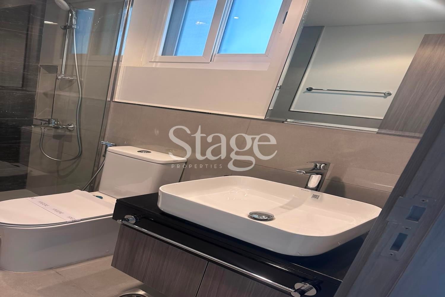 تاون هاوس من ٤ غرف نوم للإيجار في Damac Hills 2، Dubai TH9903L