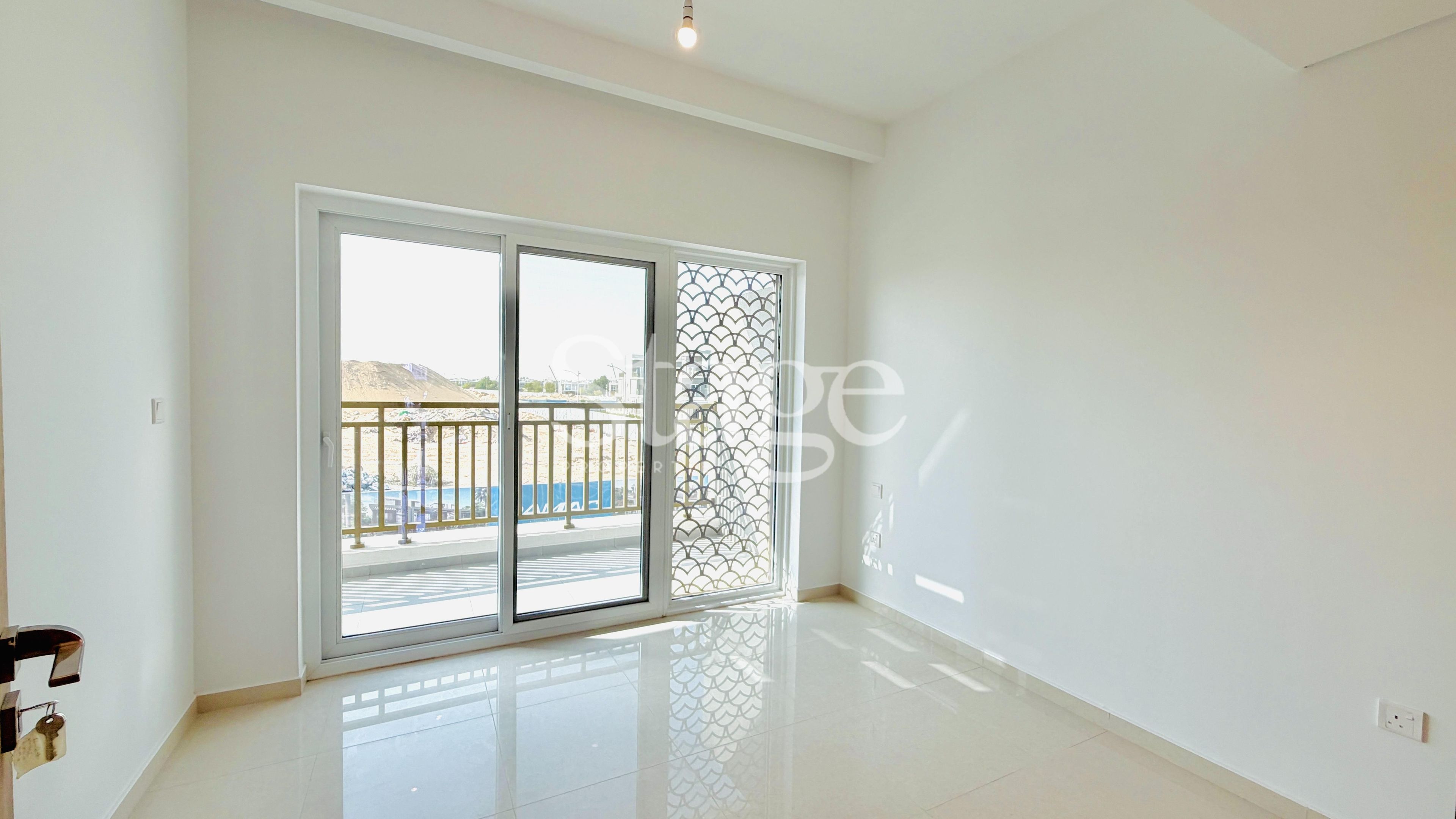 4 bedrooms Townhouse for Sale in Damac Hills 2, Dubai TH9381S
