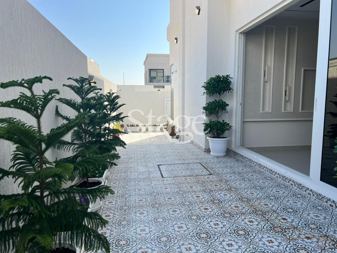 common من ٤ غرف نوم للبيع في Tilal City، Sharjah VI8691S