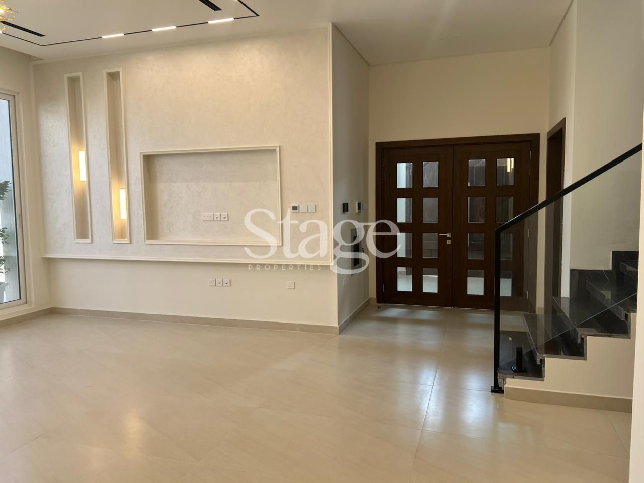 common من ٤ غرف نوم للبيع في Tilal City، Sharjah VI8691S