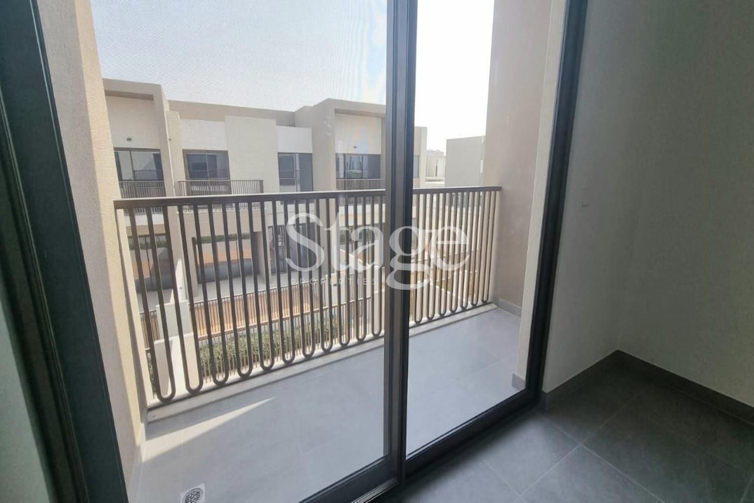3 bedrooms Townhouse for Rent in Dubai Land, Dubai TH8514L