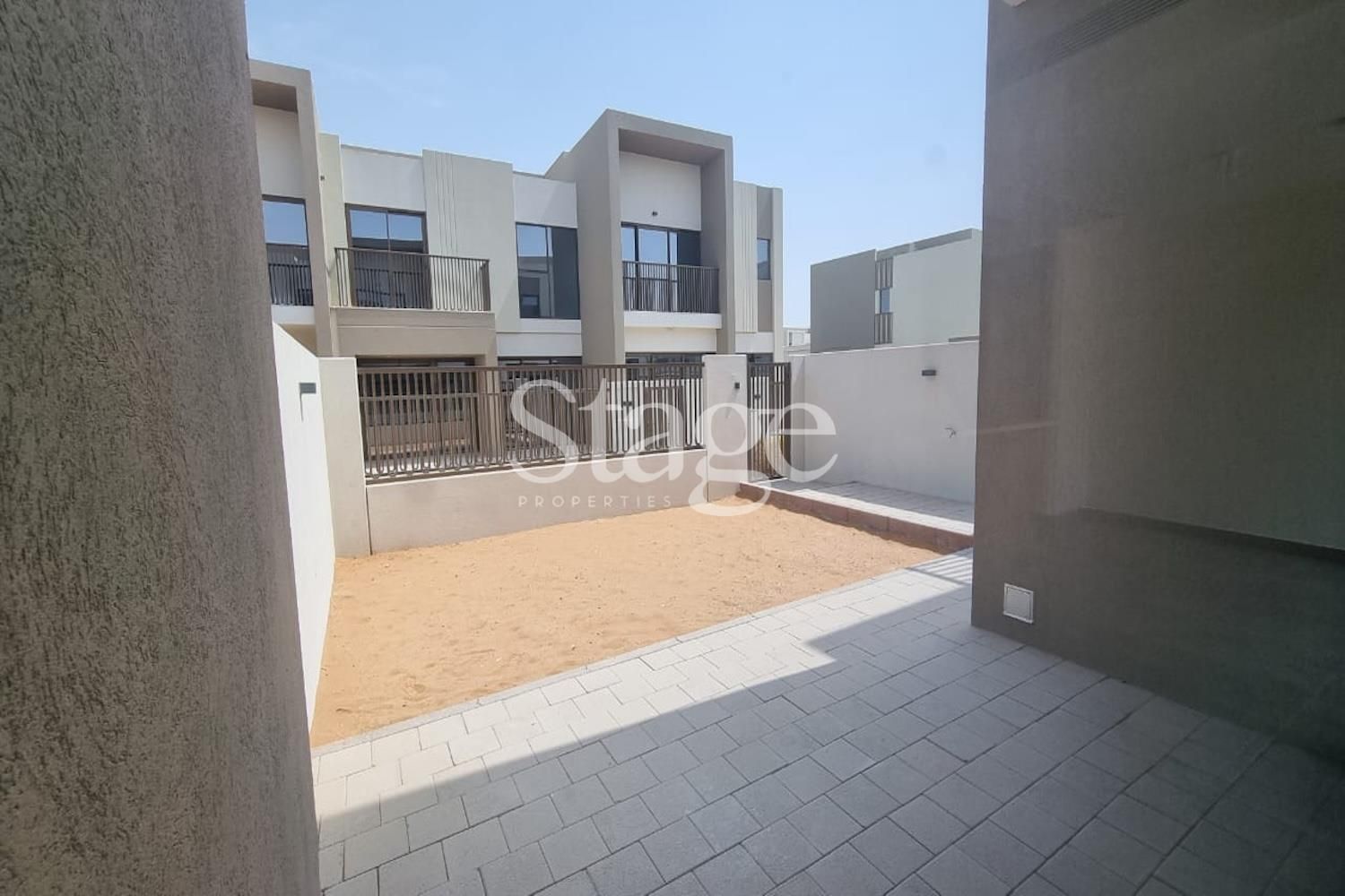 3 bedrooms Townhouse for Rent in Dubai Land, Dubai TH8514L