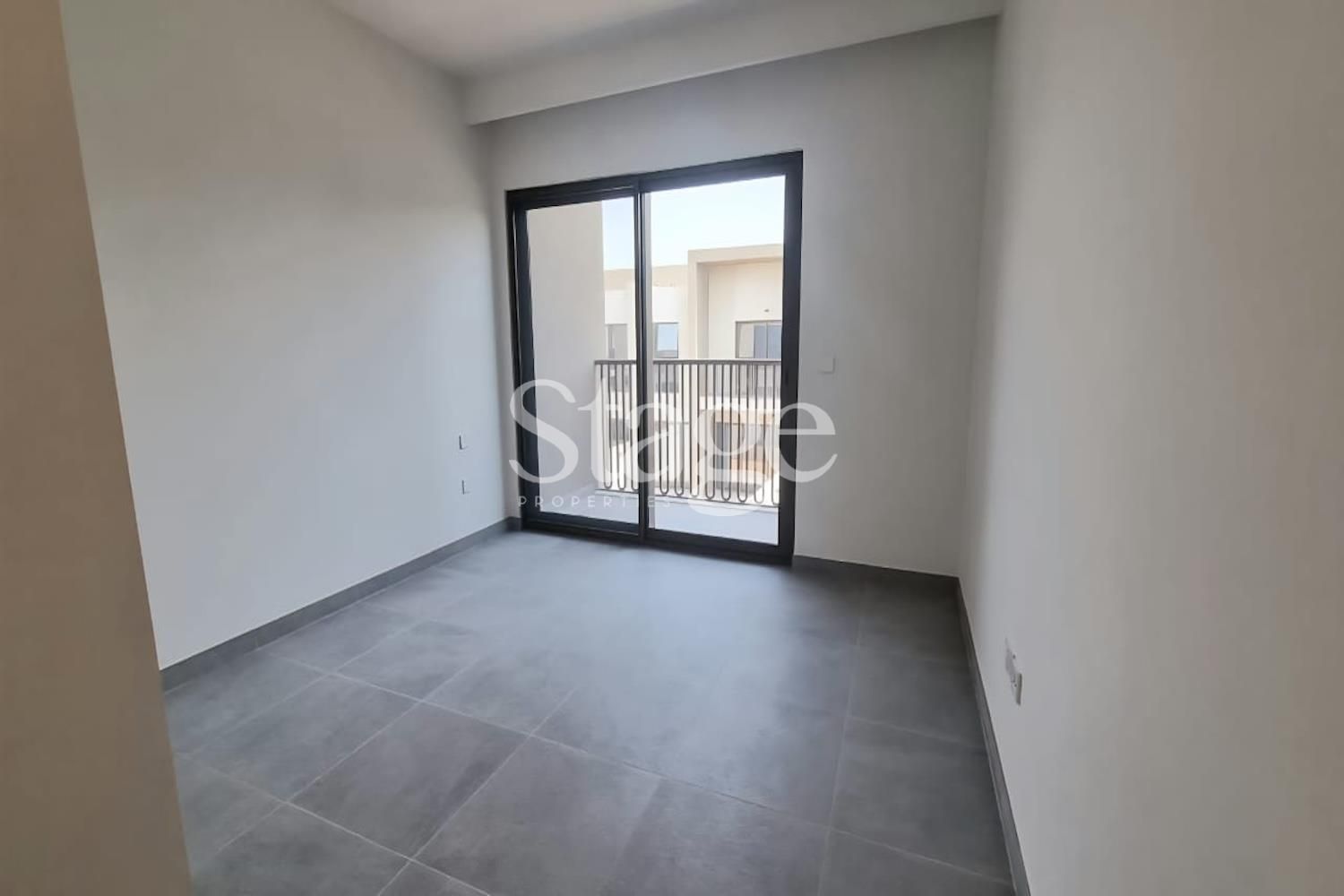 3 bedrooms Townhouse for Rent in Dubai Land, Dubai TH8514L