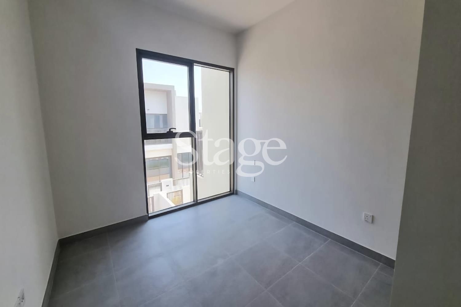 3 bedrooms Townhouse for Rent in Dubai Land, Dubai TH8514L