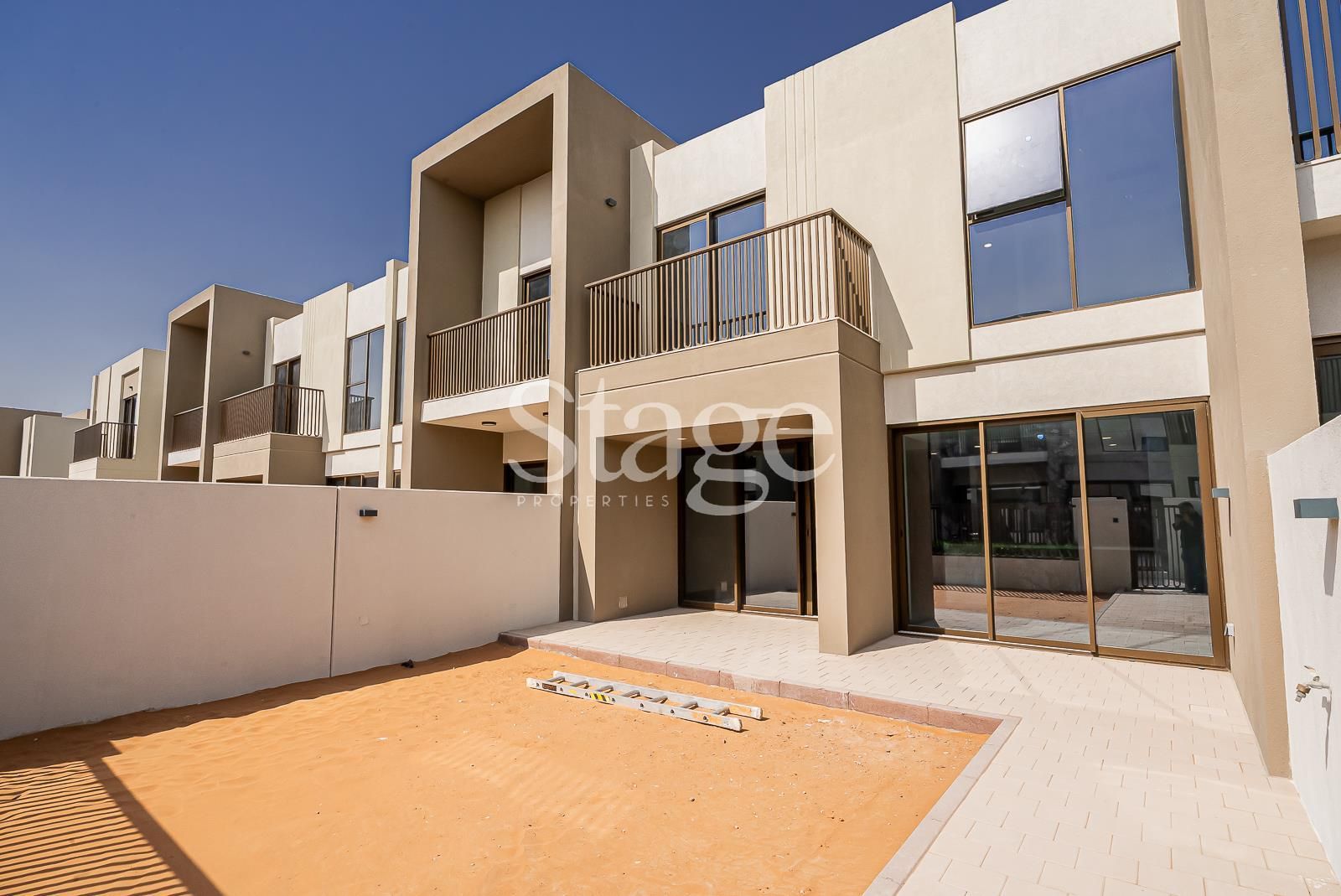 3 bedrooms Townhouse for Rent in Dubai Land, Dubai TH8455L