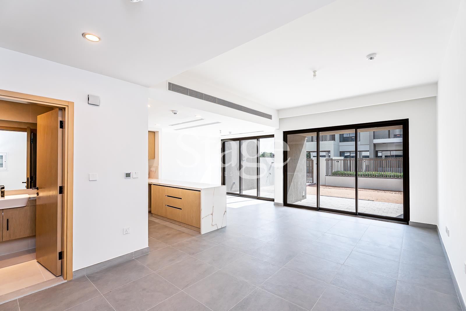 3 bedrooms Townhouse for Rent in Dubai Land, Dubai TH8455L