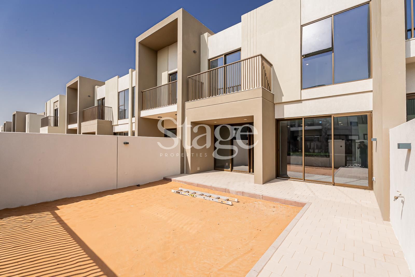 3 bedrooms Townhouse for Rent in Dubai Land, Dubai TH8455L