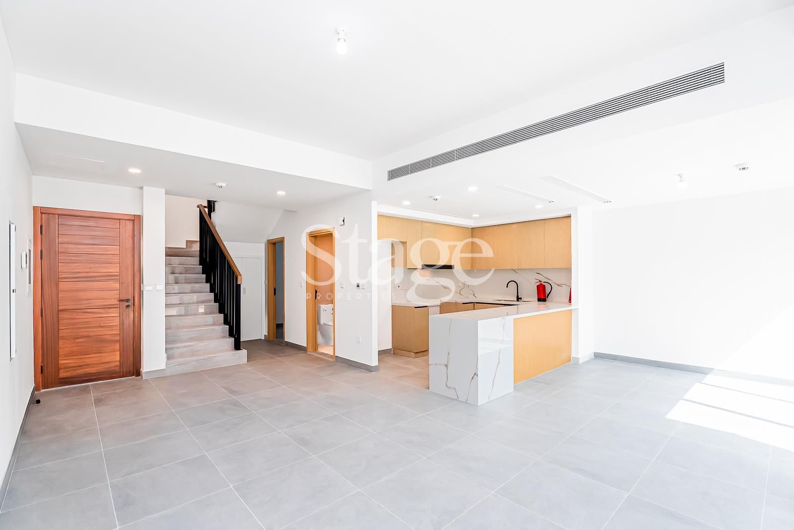 3 bedrooms Townhouse for Rent in Dubai Land, Dubai TH8456L