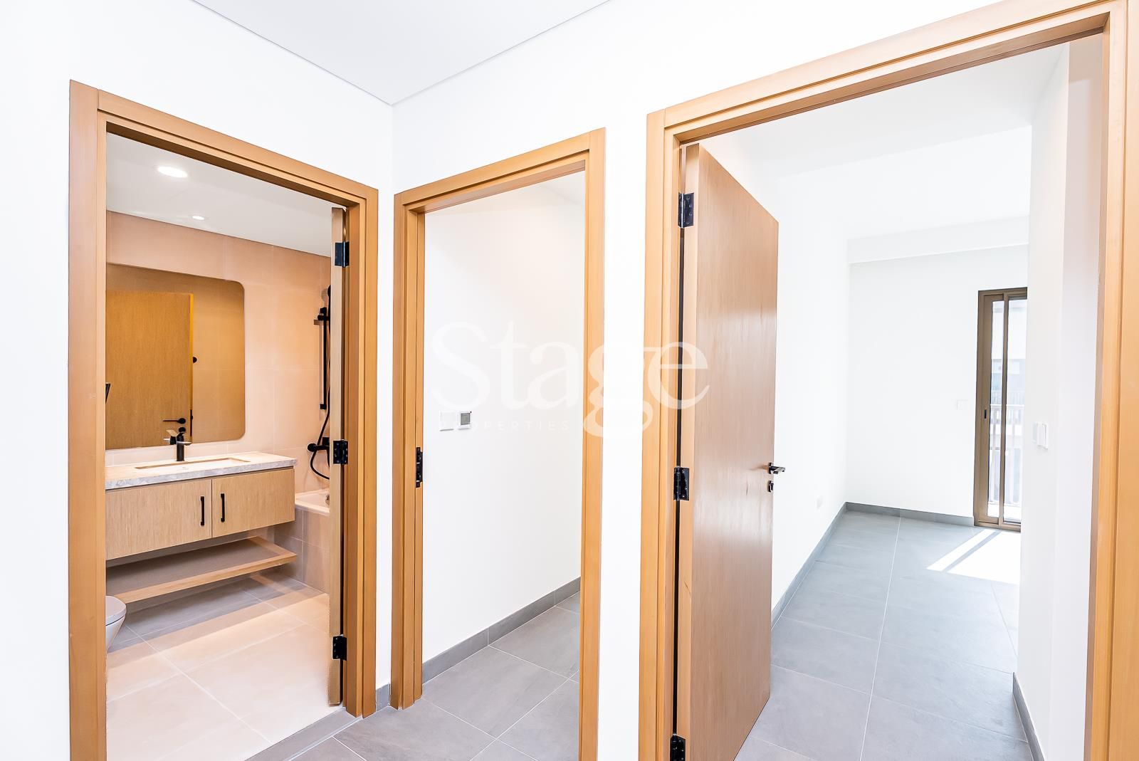 3 bedrooms Townhouse for Rent in Dubai Land, Dubai TH8456L