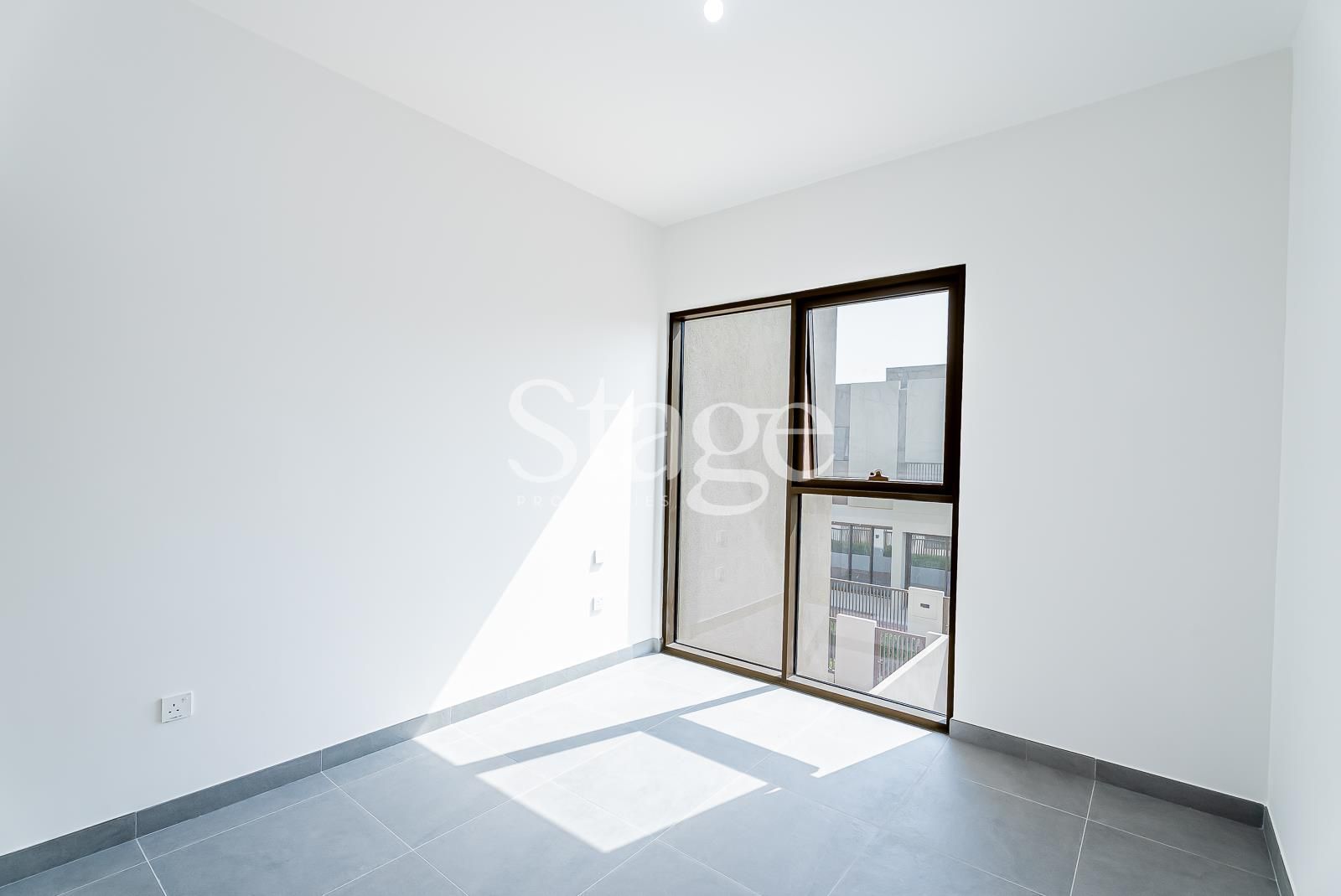 3 bedrooms Townhouse for Rent in Dubai Land, Dubai TH8454L