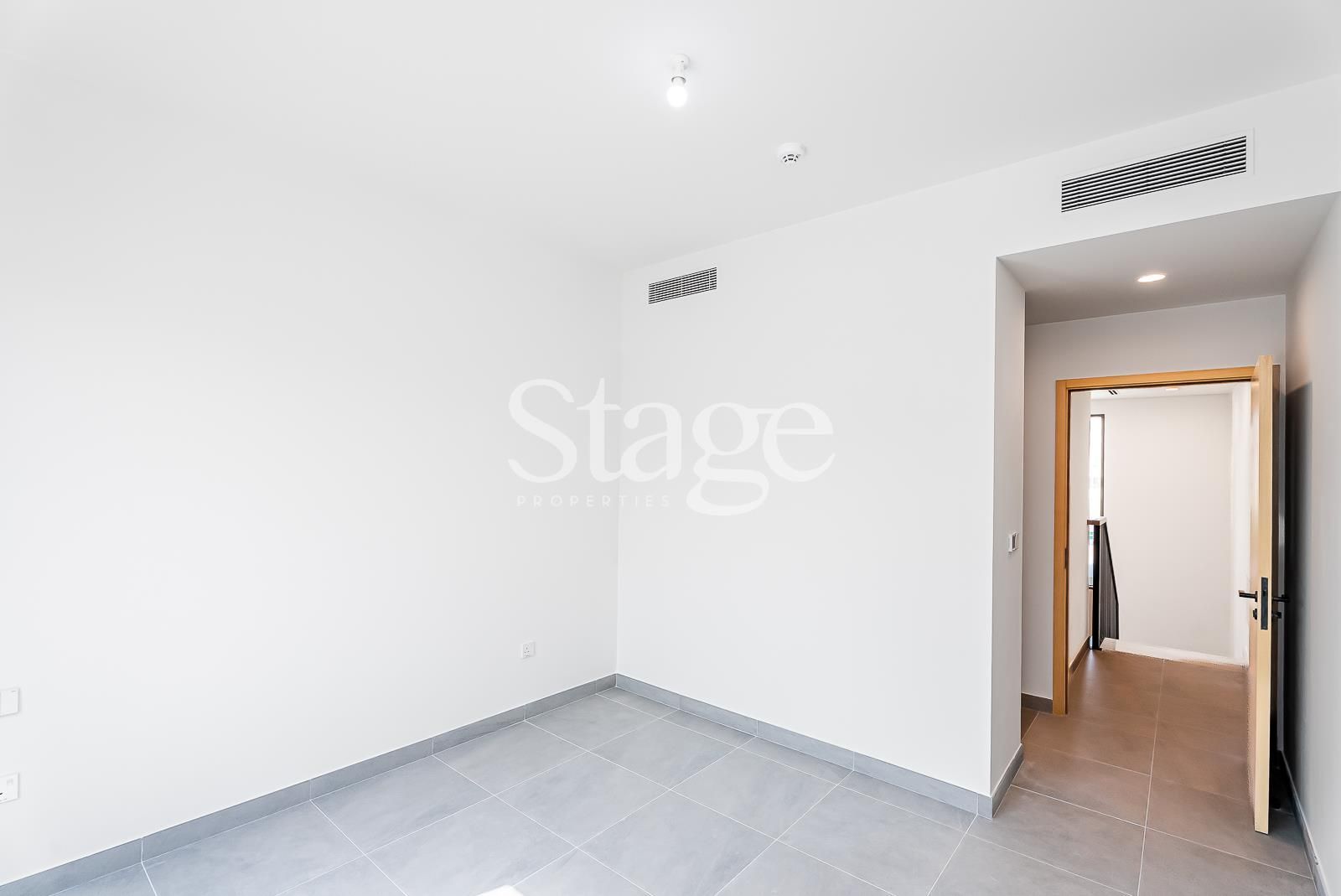 3 bedrooms Townhouse for Rent in Dubai Land, Dubai TH8454L