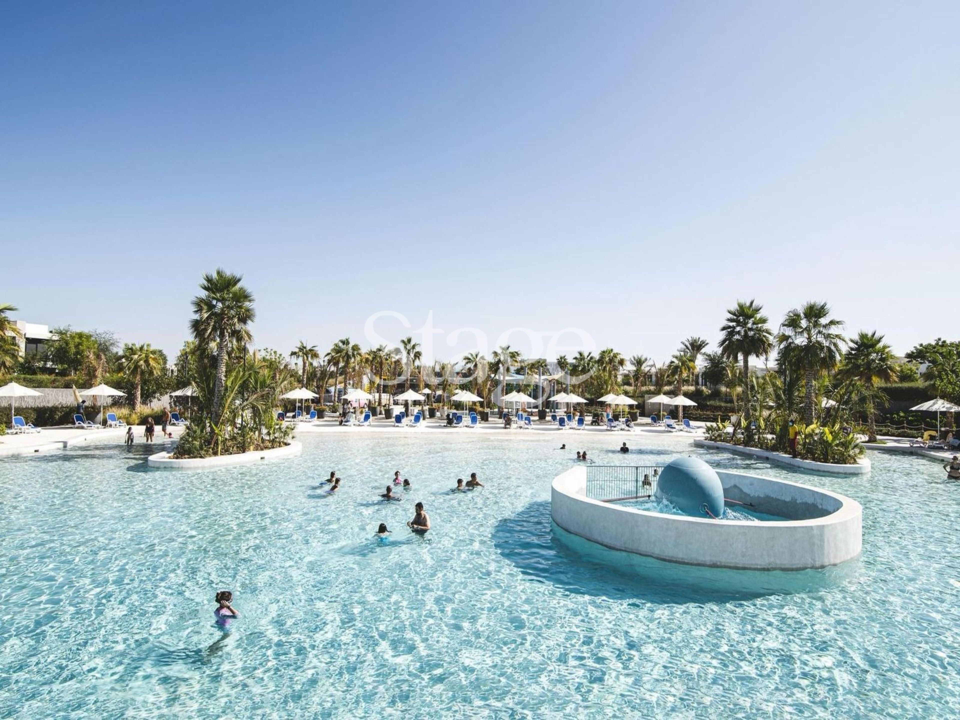 فيلا توأم من ٦ غرف نوم للبيع في دماك هيلز، Dubai VH8083S