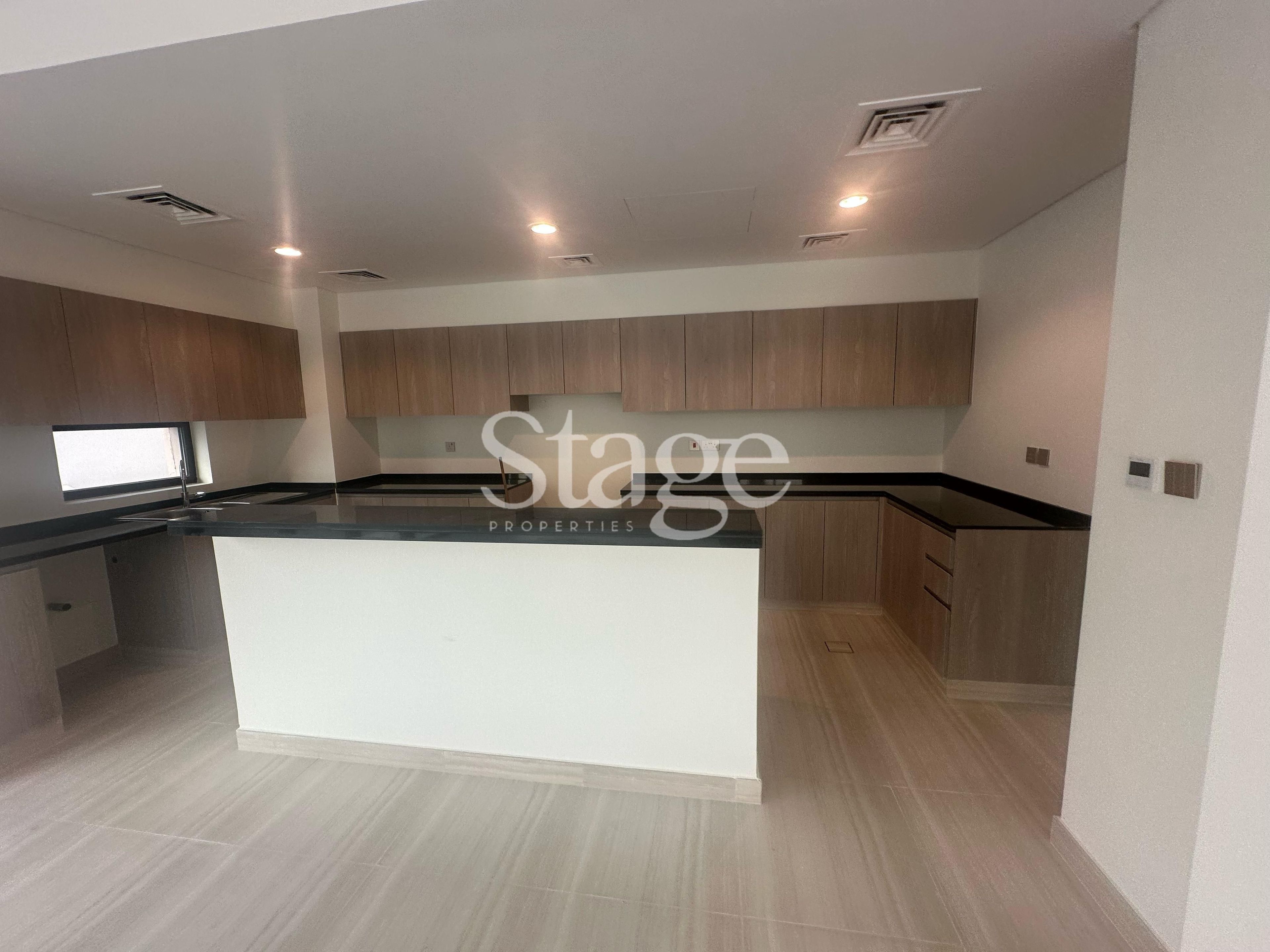 فيلا توأم من ٦ غرف نوم للبيع في دماك هيلز، Dubai VH8083S