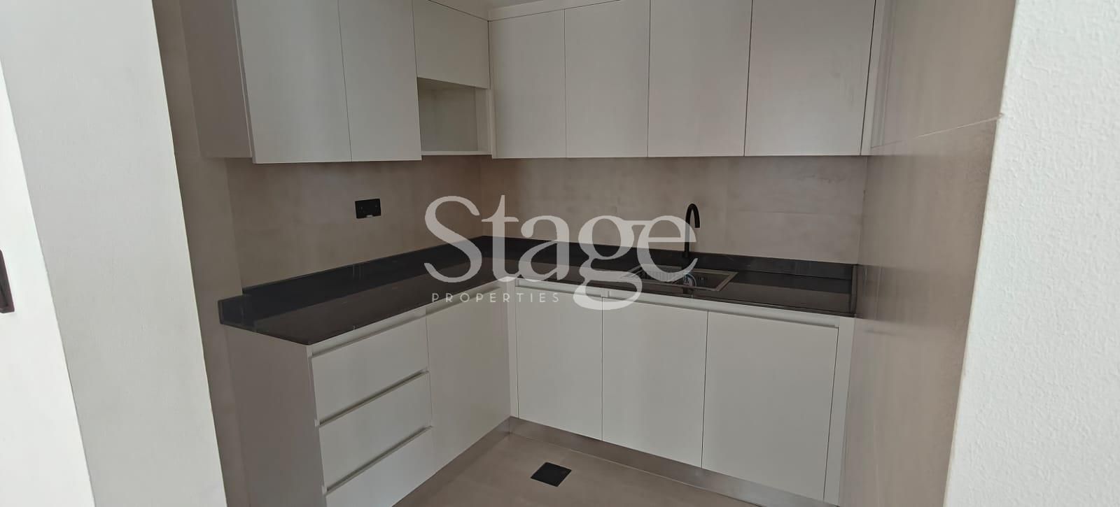 Office Space for Rent in Dubai Media City, Dubai OF8593L