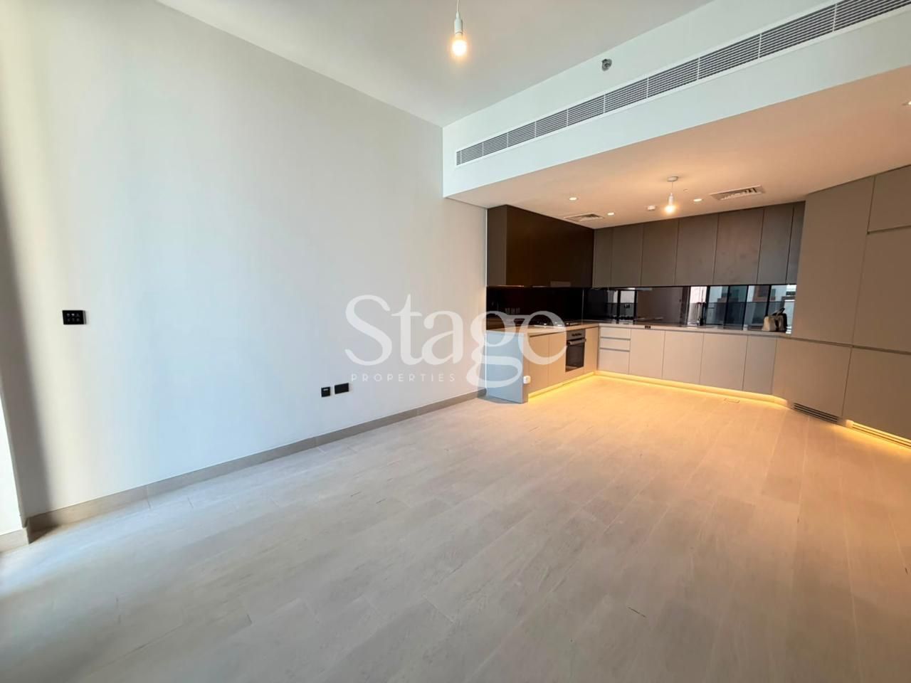 1 bedroom apartment for Sale in Business Bay, Dubai AP10228S