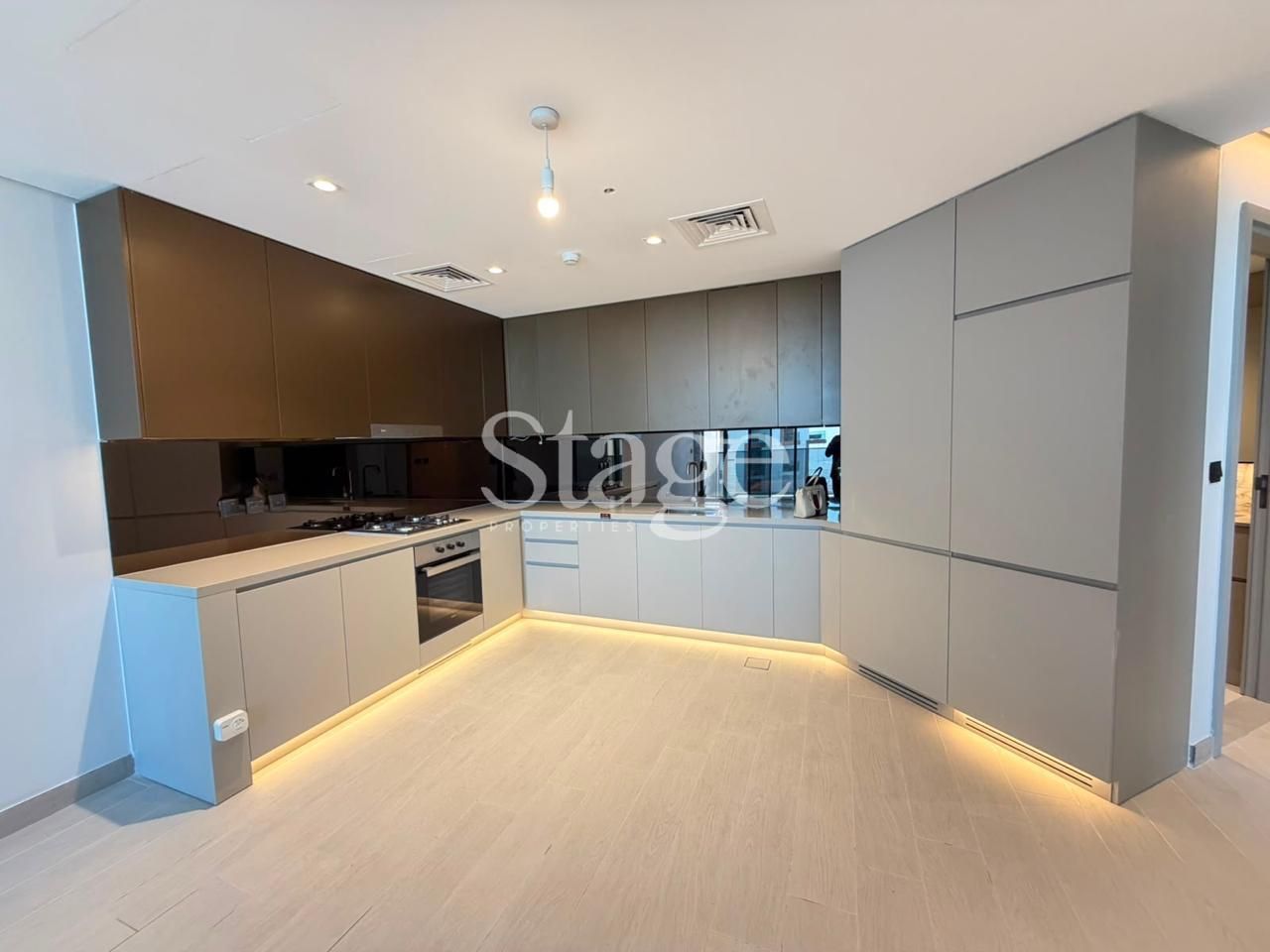 1 bedroom apartment for Sale in Business Bay, Dubai AP10228S