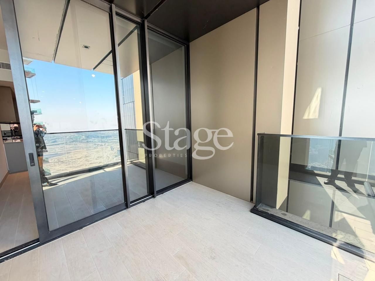 1 bedroom apartment for Sale in Business Bay, Dubai AP10228S