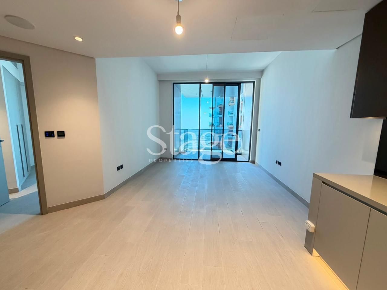 1 bedroom apartment for Sale in Business Bay, Dubai AP10228S