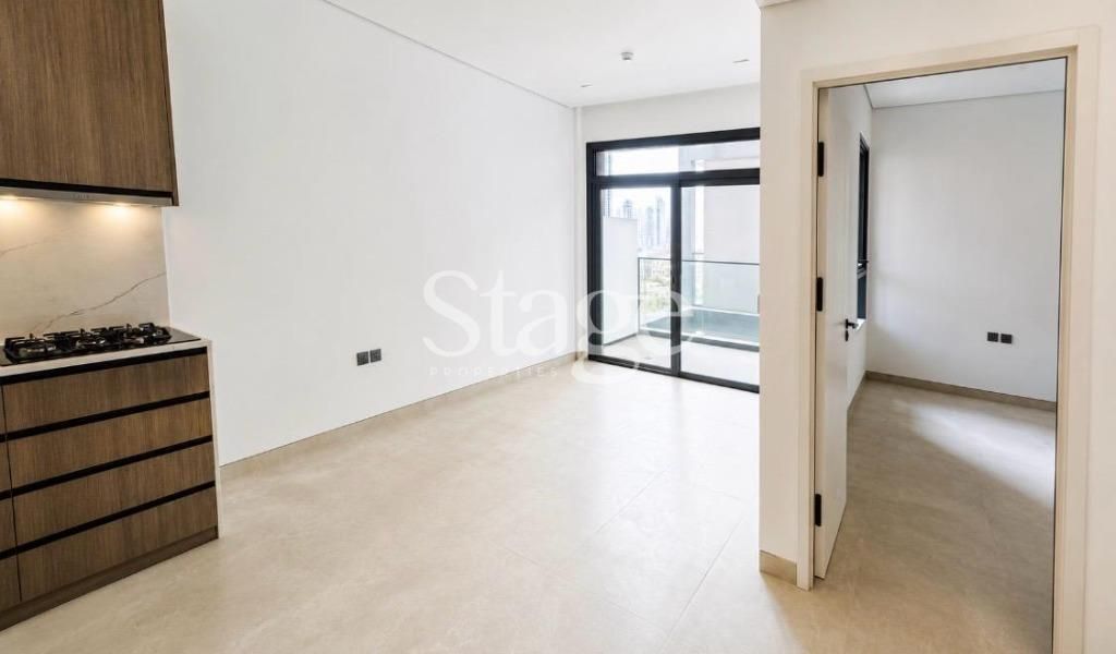 Brand New | Great Location | Fitted Kitchen