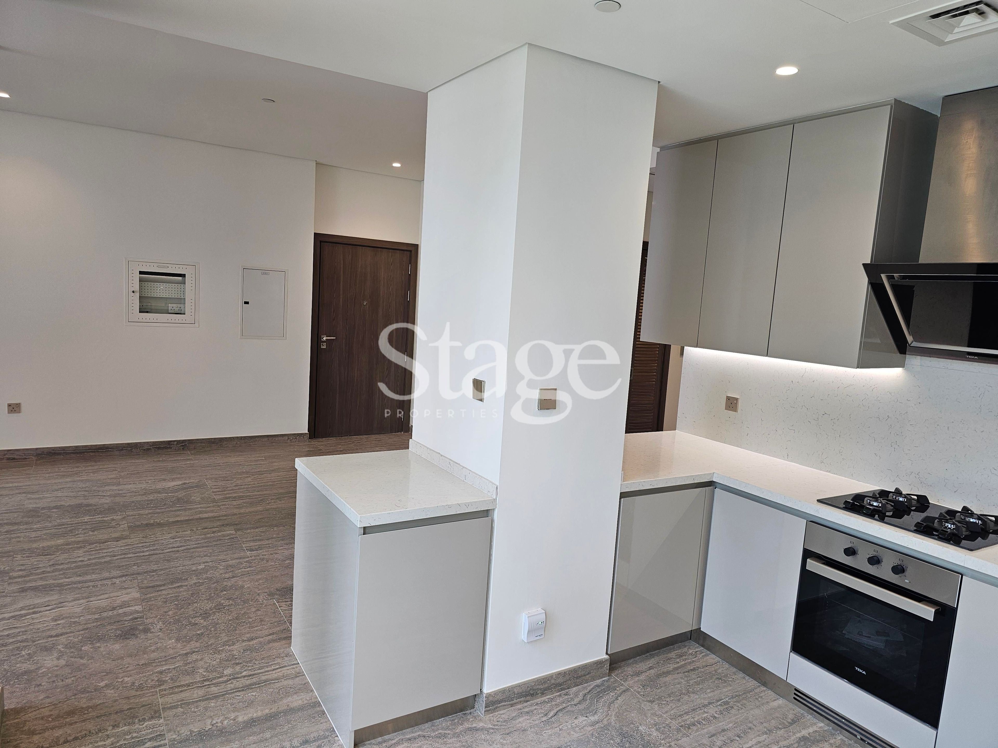 2 bedrooms apartment for Sale in Business Bay, Dubai AP9122S