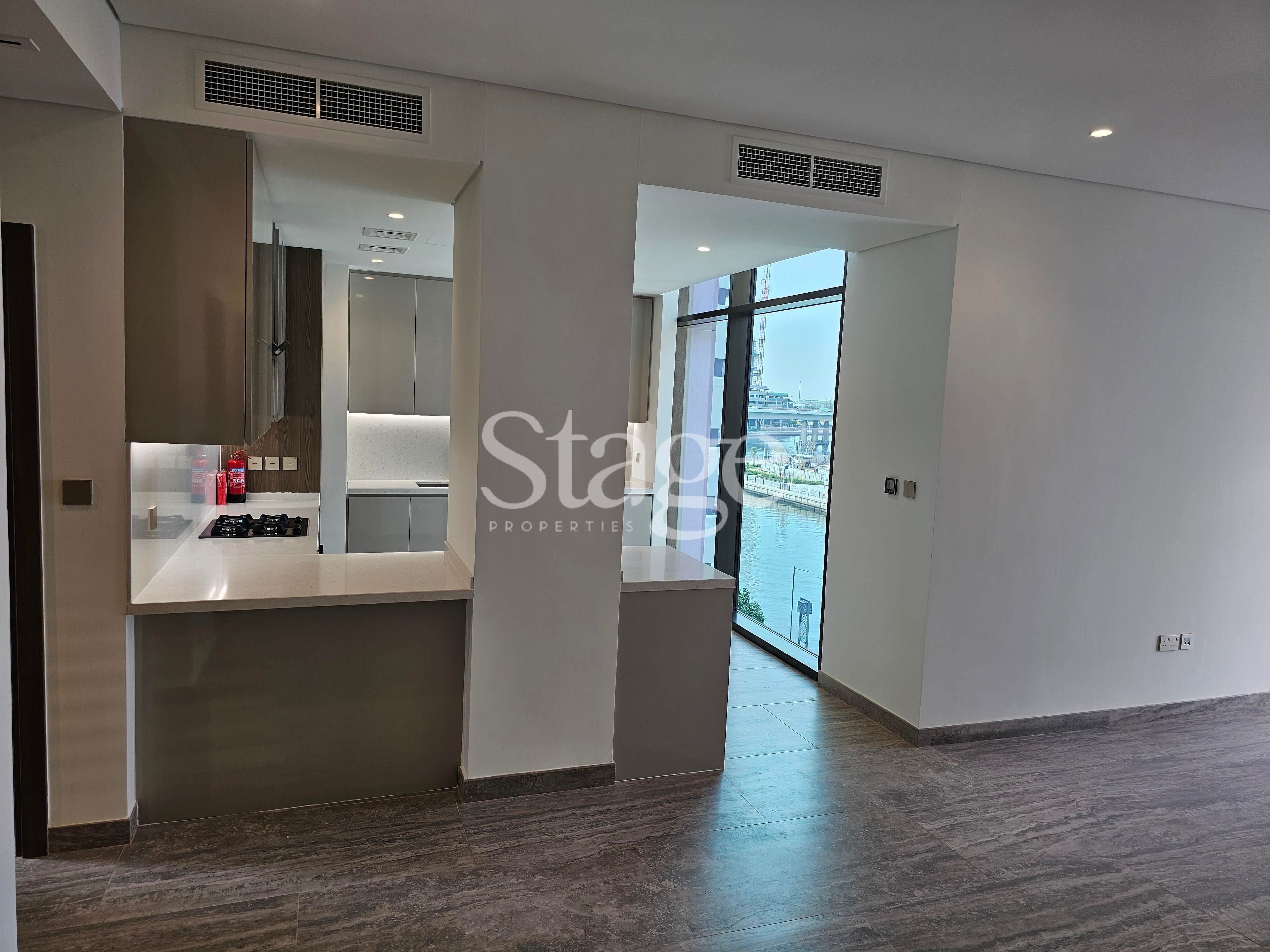 2 bedrooms apartment for Sale in Business Bay, Dubai AP9122S