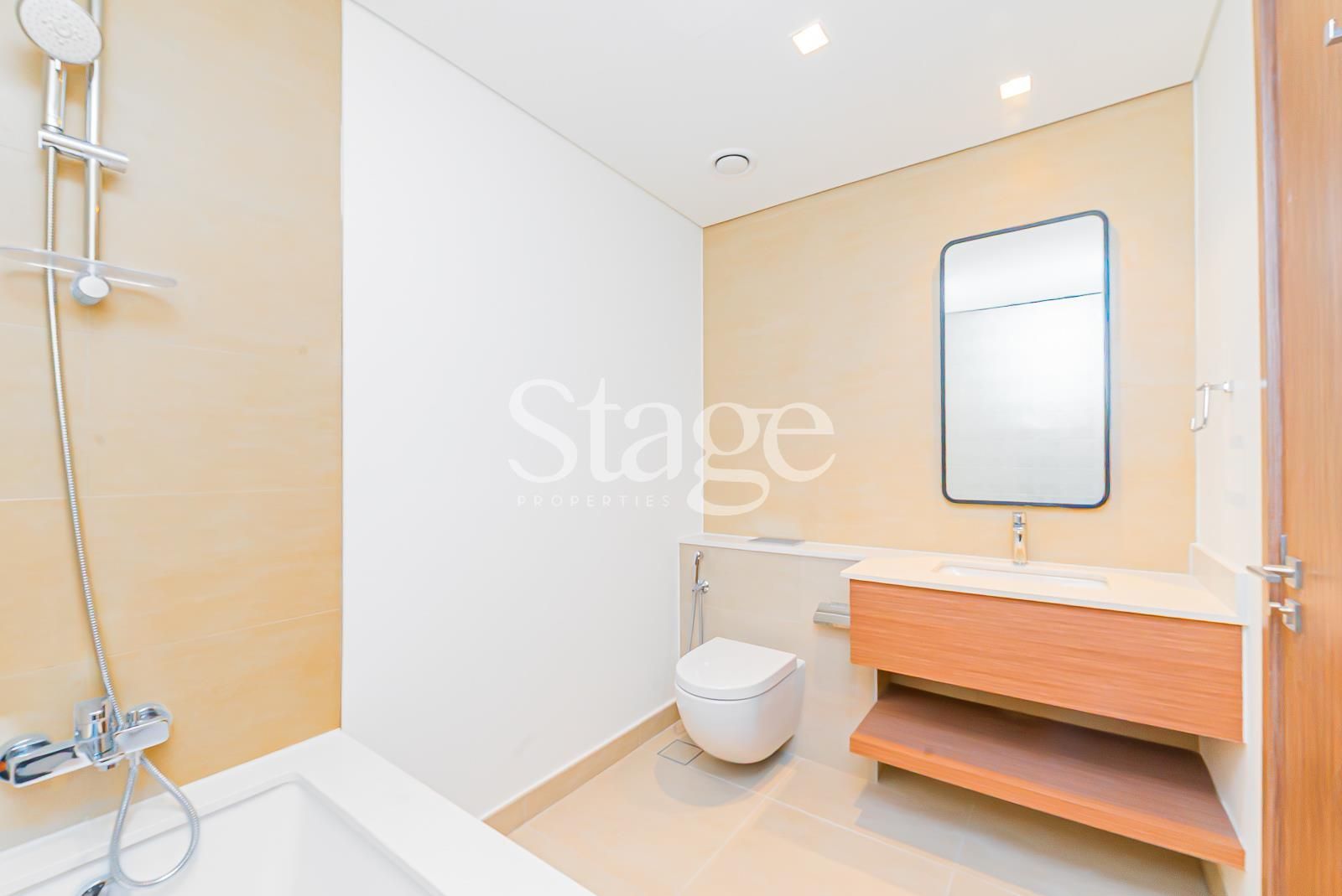 2 bedrooms apartment for Rent in Mina Rashid, Dubai AP8788L