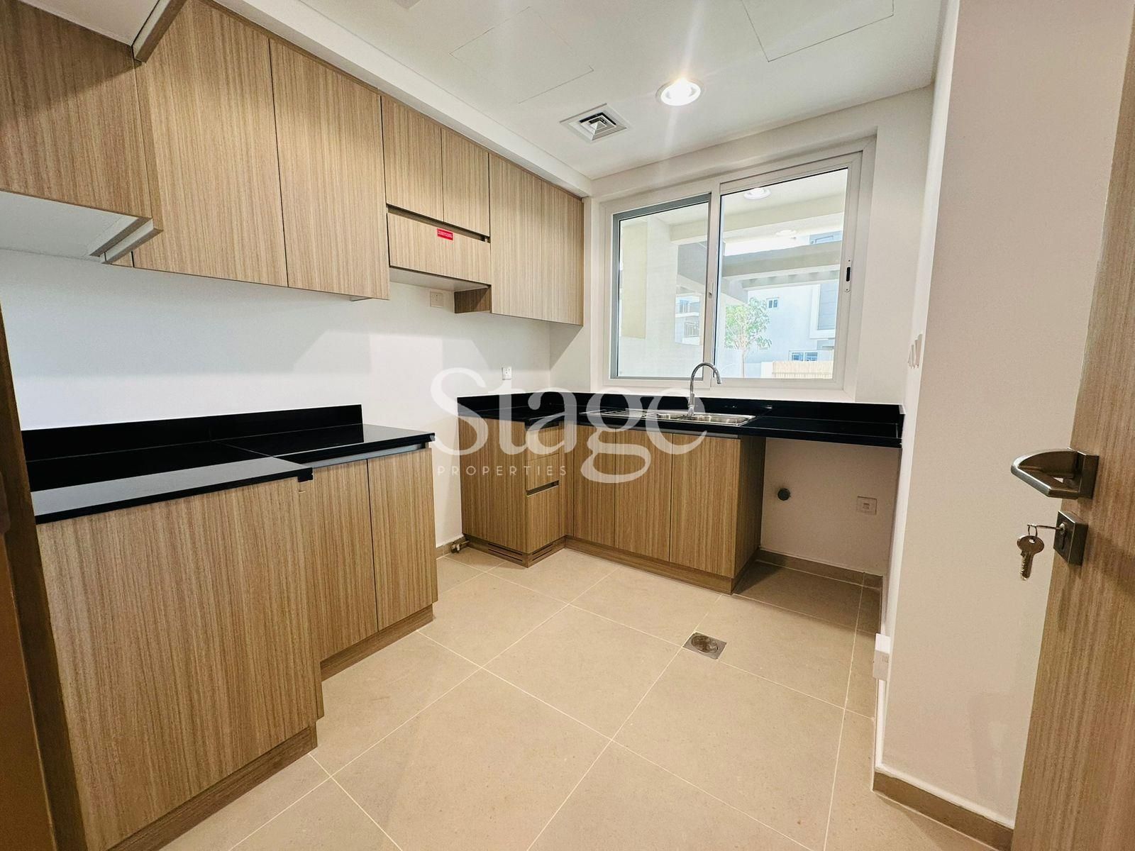 3 bedrooms Townhouse for Sale in Damac Hills 2, Dubai TH9528S