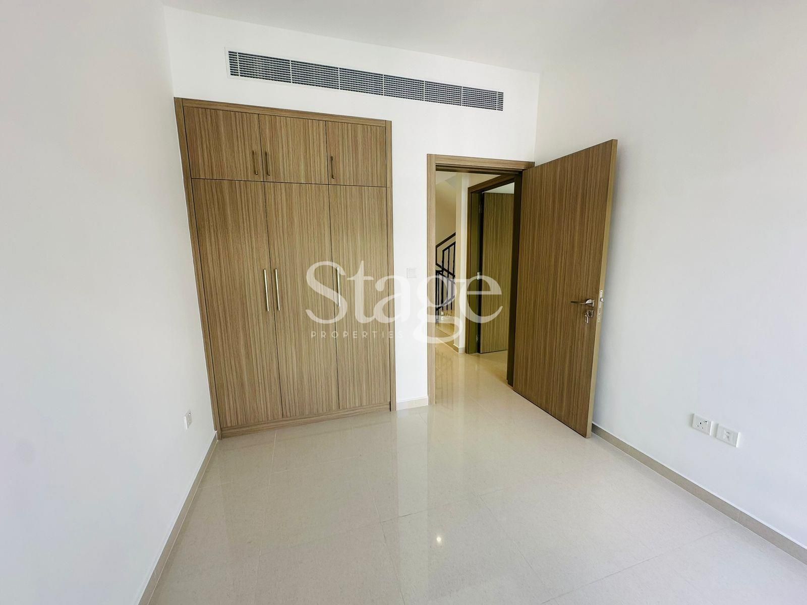 3 bedrooms Townhouse for Sale in Damac Hills 2, Dubai TH9528S