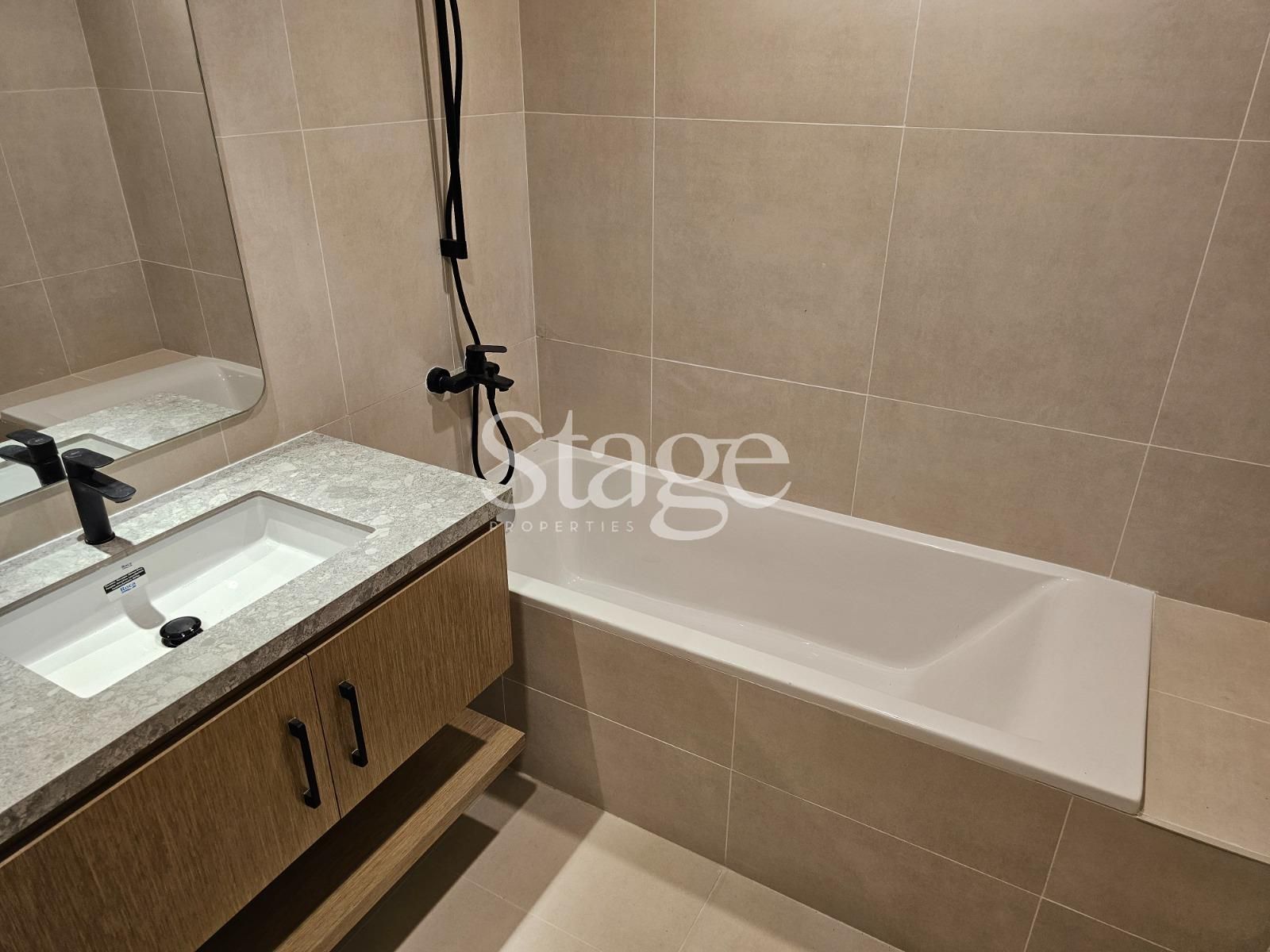 3 bedrooms Townhouse for Rent in Dubai Land, Dubai TH8504L