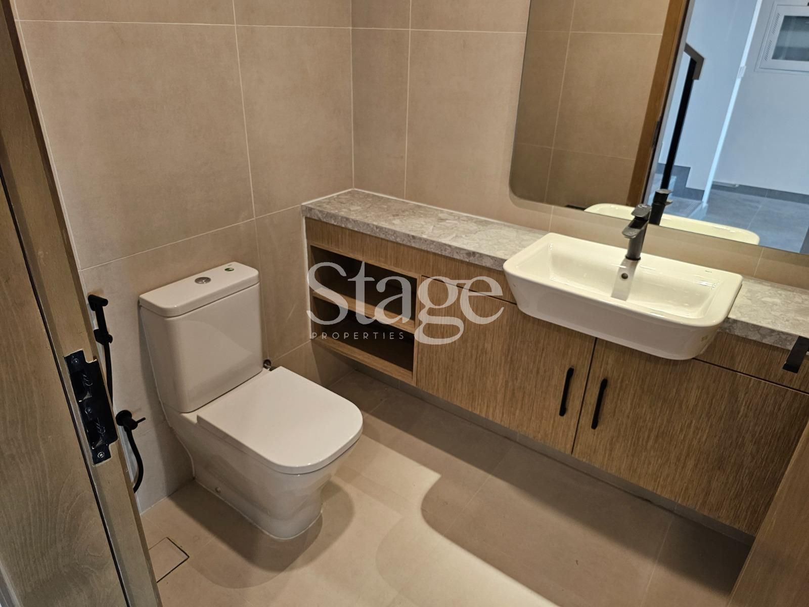 3 bedrooms Townhouse for Rent in Dubai Land, Dubai TH8504L