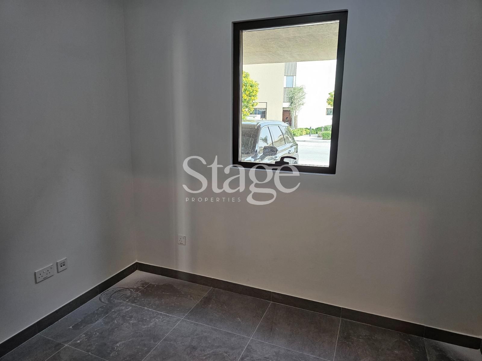 3 bedrooms Townhouse for Rent in Dubai Land, Dubai TH8504L