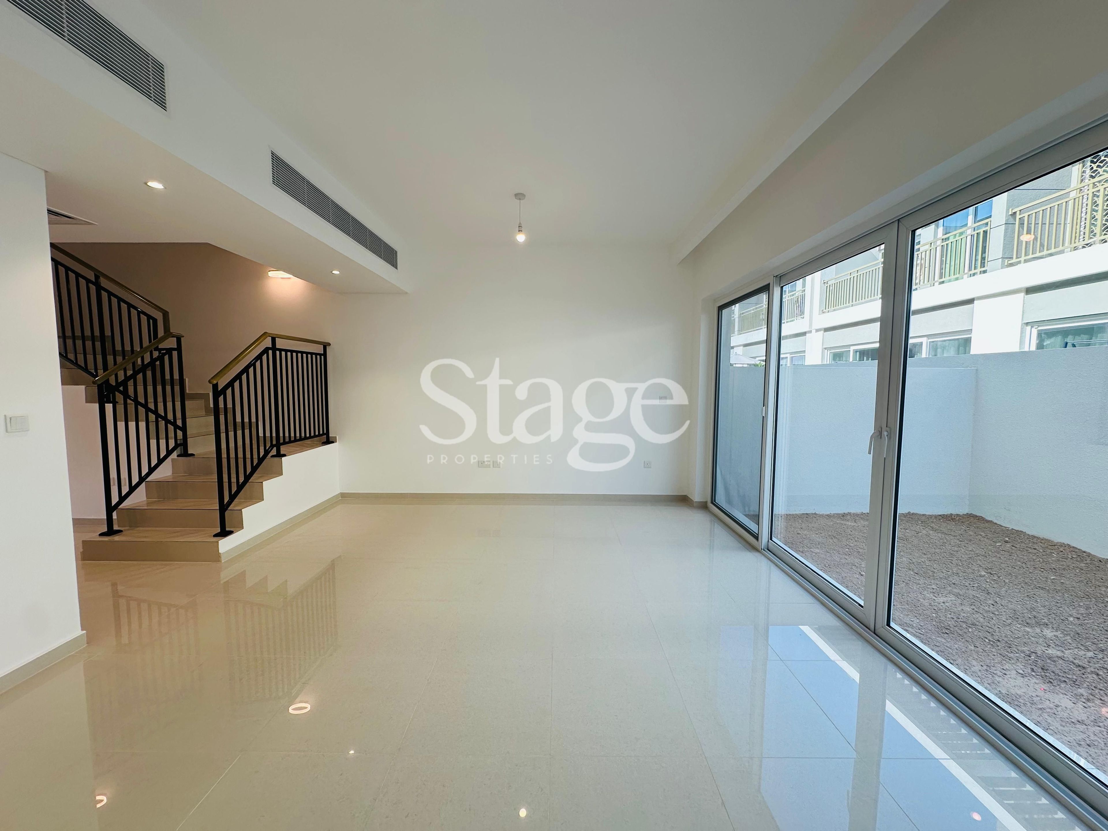 3 bedrooms Townhouse for Sale in Damac Hills 2, Dubai TH8414S