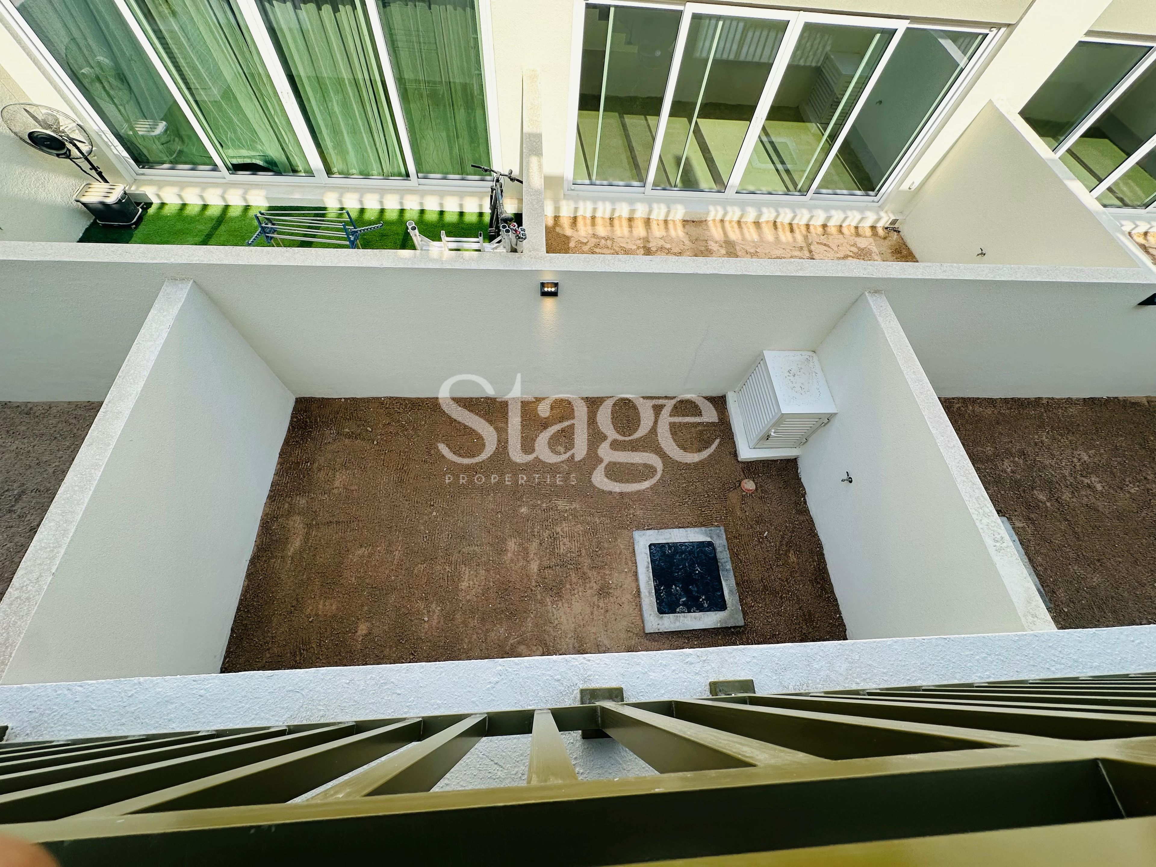 3 bedrooms Townhouse for Sale in Damac Hills 2, Dubai TH8414S