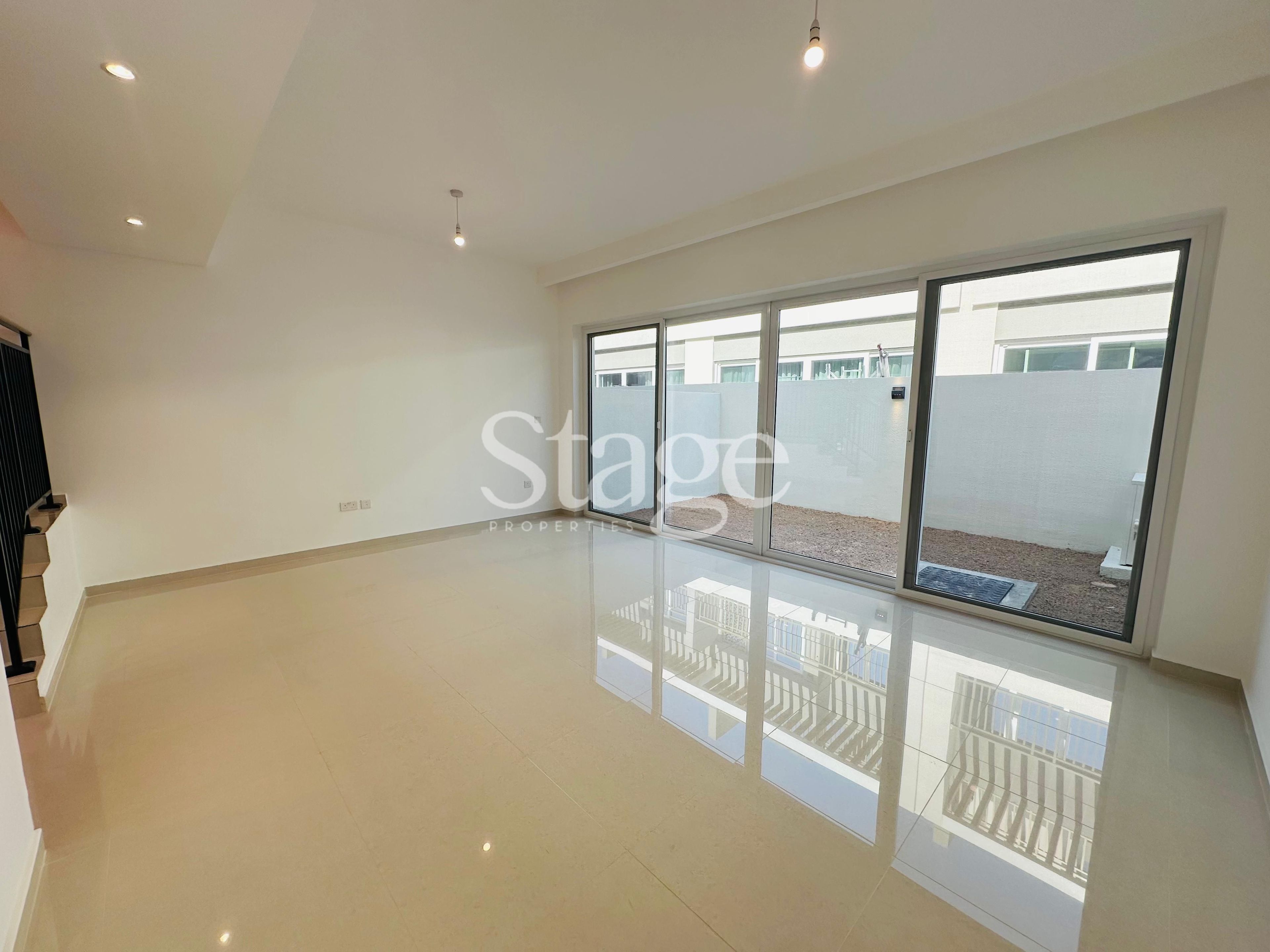 3 bedrooms Townhouse for Sale in Damac Hills 2, Dubai TH8414S