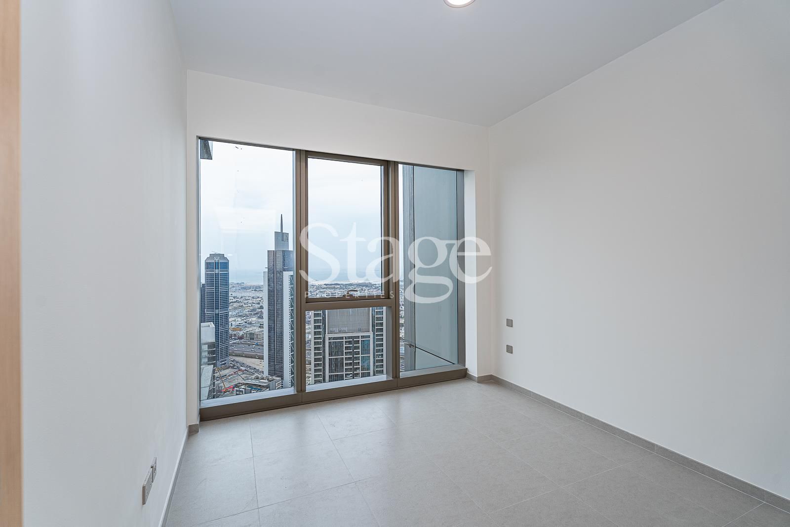 شقة من غرفة نوم للإيجار في Downtown Dubai، Dubai AP7661L