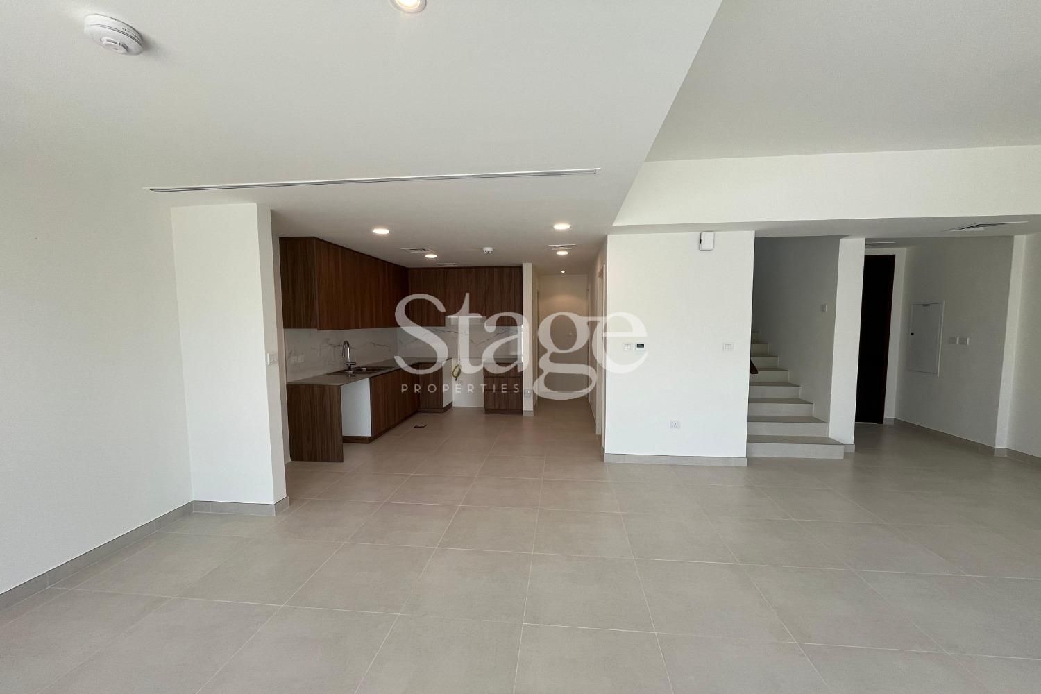 3 bedrooms Townhouse for Rent in Town Square, Dubai TH10092L