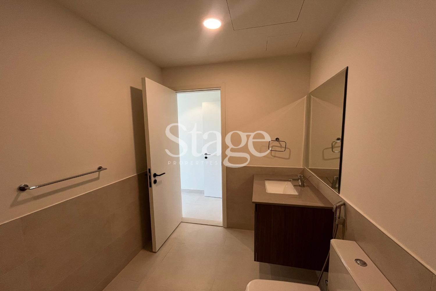 3 bedrooms Townhouse for Rent in Town Square, Dubai TH10092L