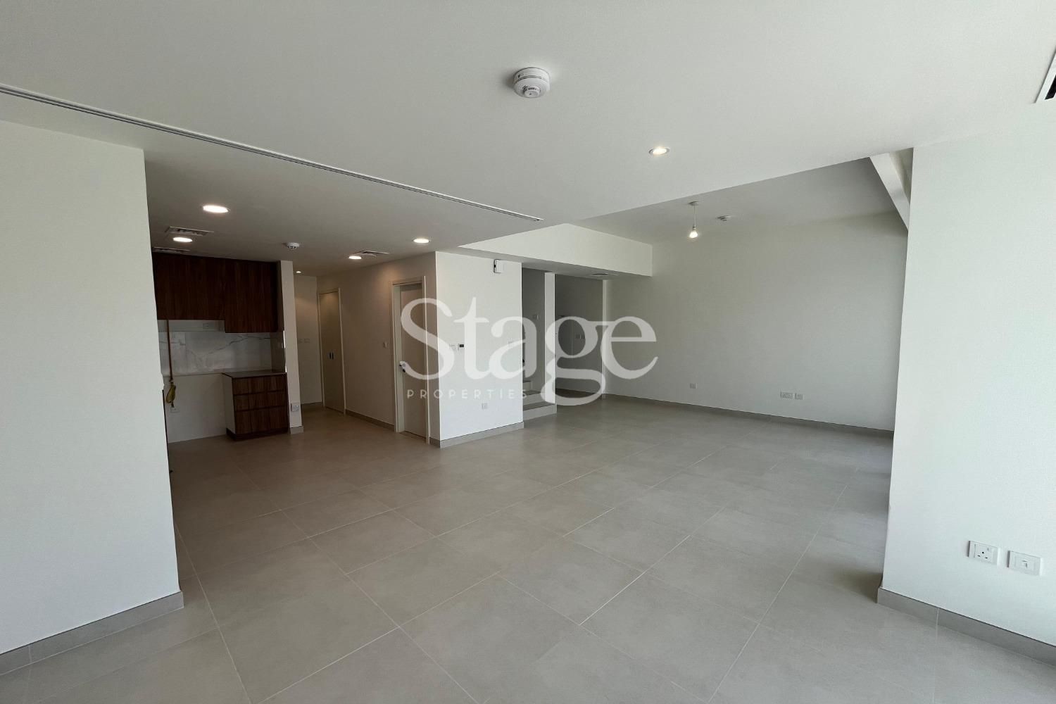 3 bedrooms Townhouse for Rent in Town Square, Dubai TH10092L