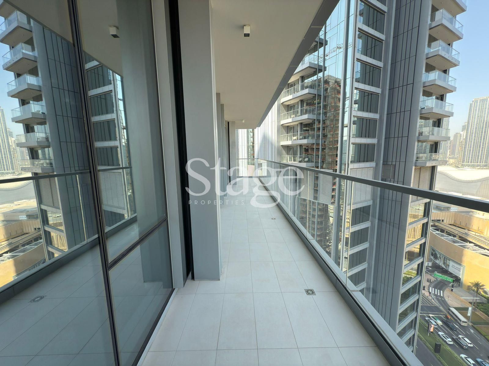 شقة من ٣ غرف نوم للإيجار في Downtown Dubai، Dubai AP8207L