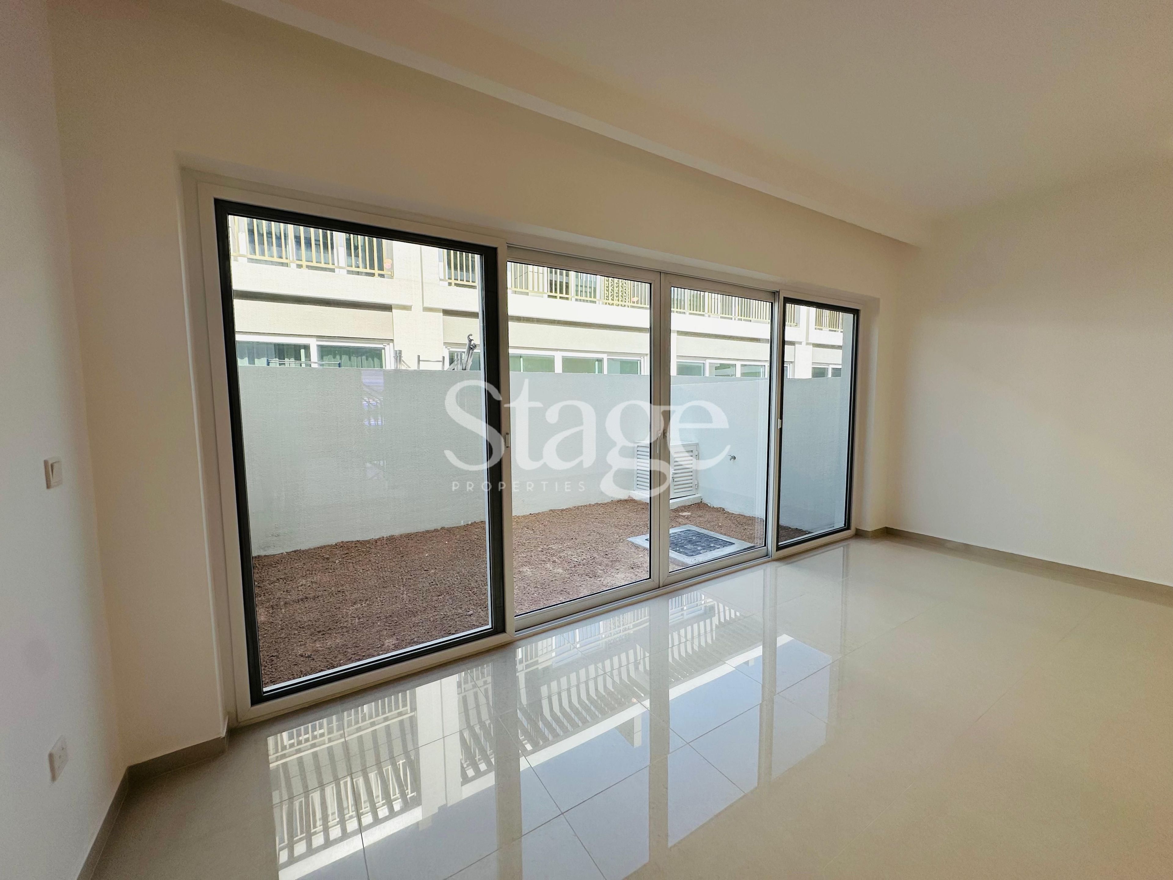 3 bedrooms Townhouse for Rent in Damac Hills 2, Dubai TH8423L