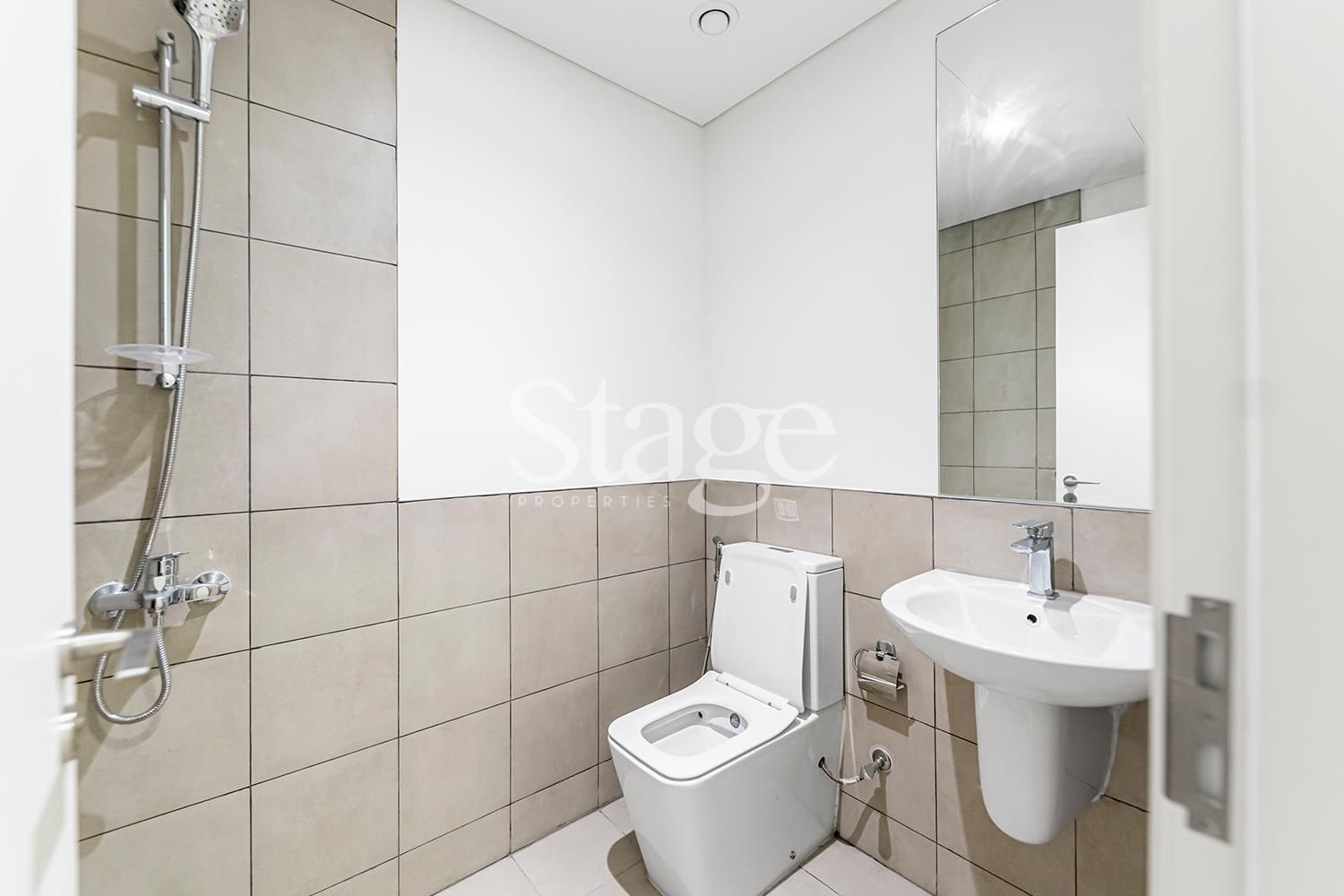 4 bedrooms common for Rent in Dubai South (Dubai World Central), Dubai VI8245L