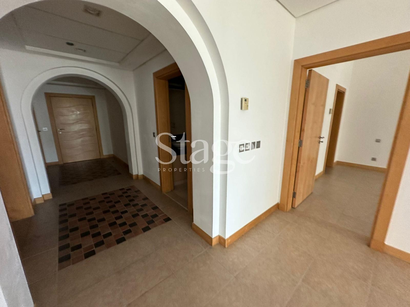 شقة من ٣ غرف نوم للإيجار في Palm Jumeirah، Dubai AP9533L