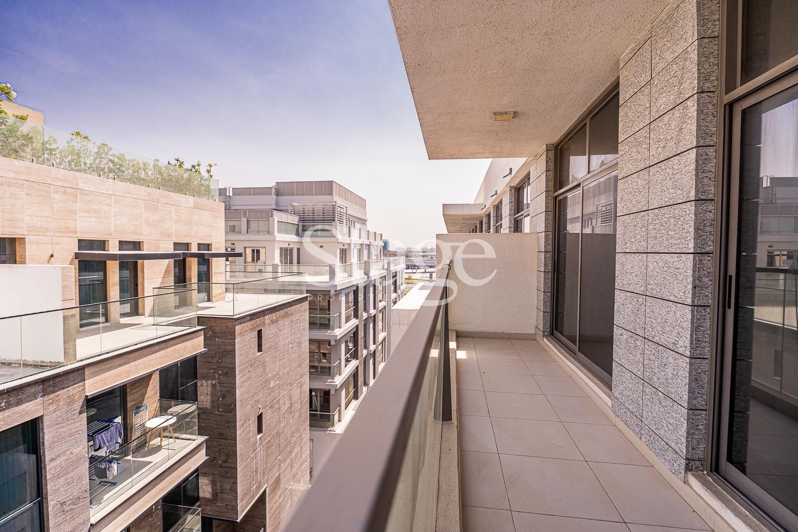 1 bedroom apartment for Rent in Meydan, Dubai AP8432L