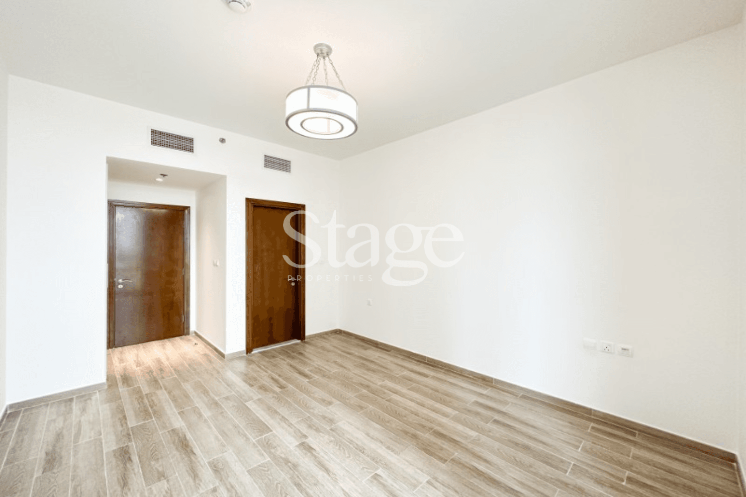 2 bedrooms apartment for Rent in Business Bay, Dubai AP8430L
