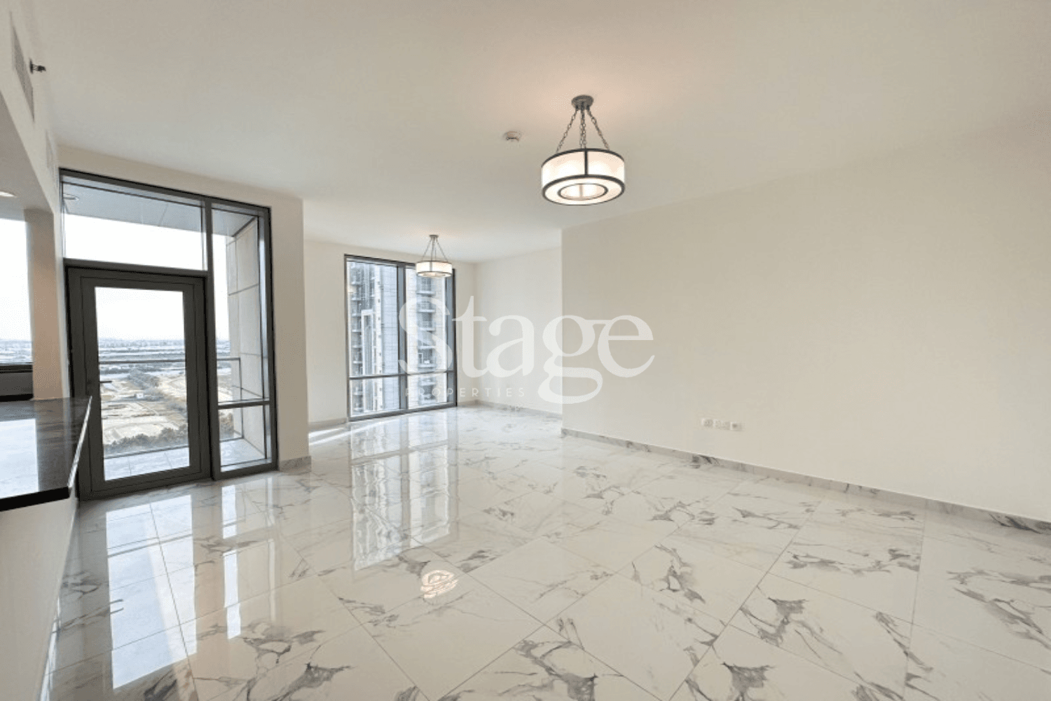 2 bedrooms apartment for Rent in Business Bay, Dubai AP8430L