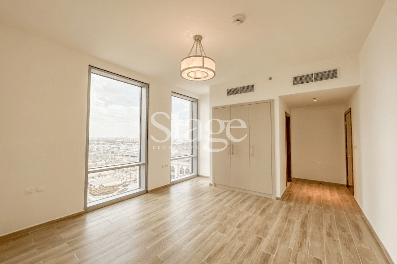 2 bedrooms apartment for Rent in Business Bay, Dubai AP8430L