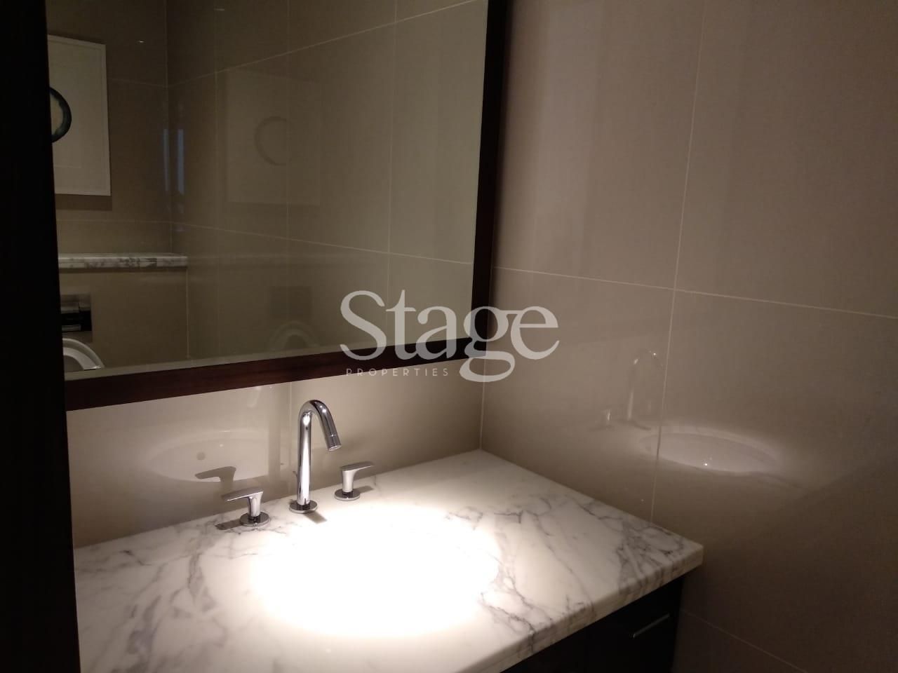 شقة من غرفتي نوم للإيجار في Downtown Dubai، Dubai AP7665L