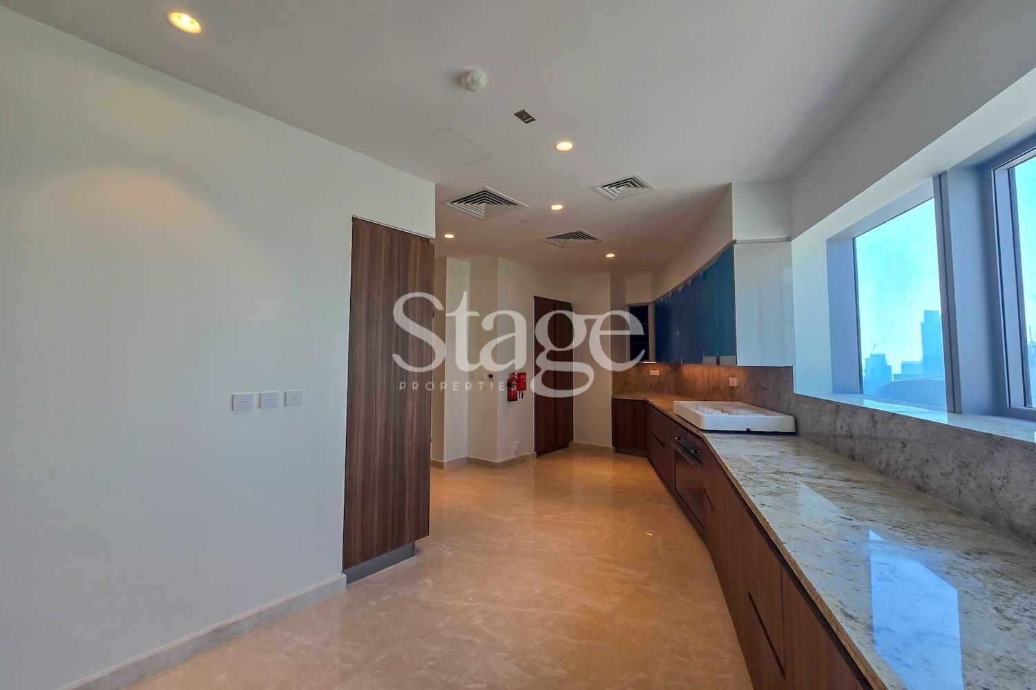 5 bedrooms Penthouse for Sale in Downtown Dubai, Dubai PH8472S